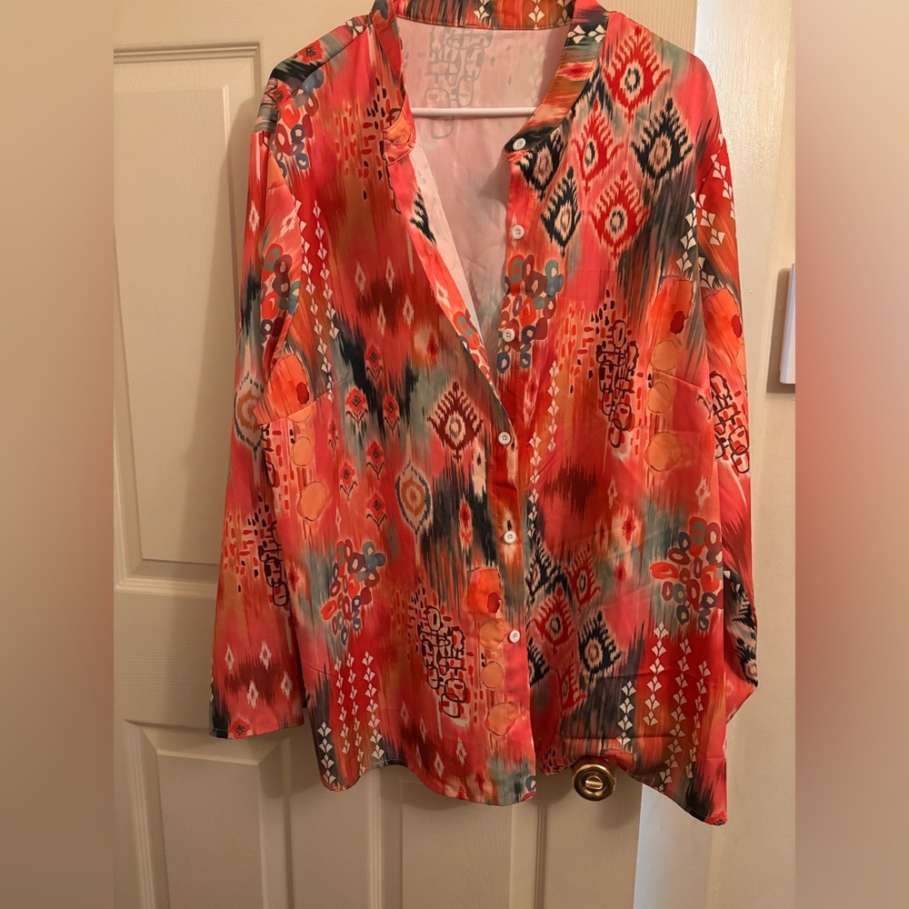 SHEIN Curve 4XL Abstract Print Button-Up Blouse